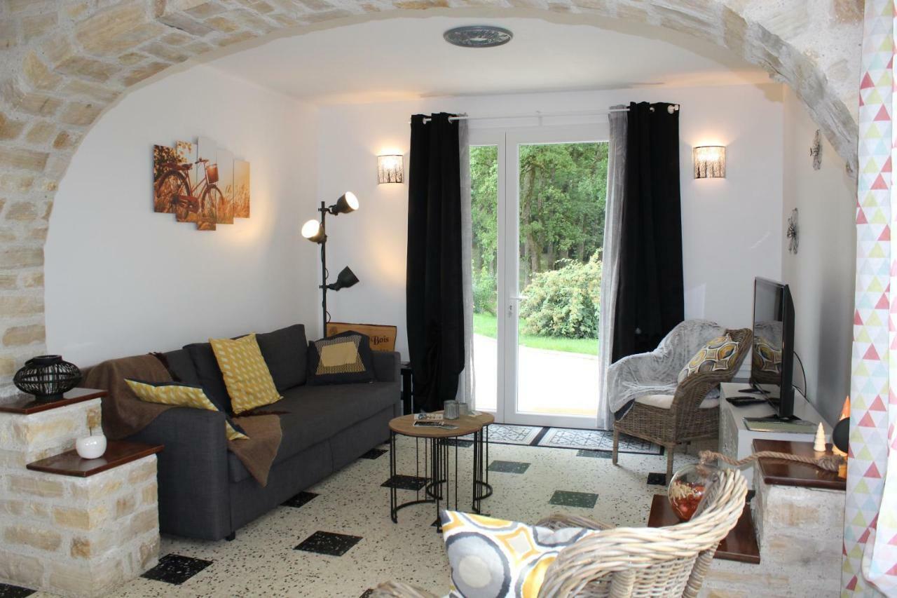 Gite Cote Vallee Puycornet Exterior foto